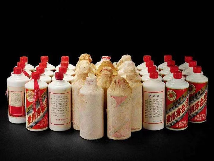 雷鸣镇老酒回收上门哪里回收(附近上门回收茅台酒）?